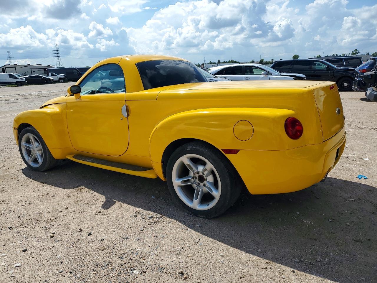 2004 Chevrolet Ssr - Фото 2