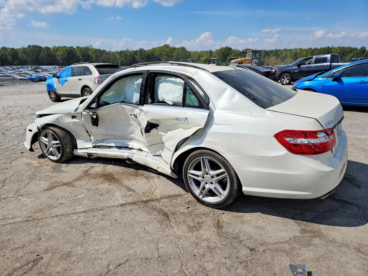 2013 Mercedes-Benz E 350 4Matic - Image 2