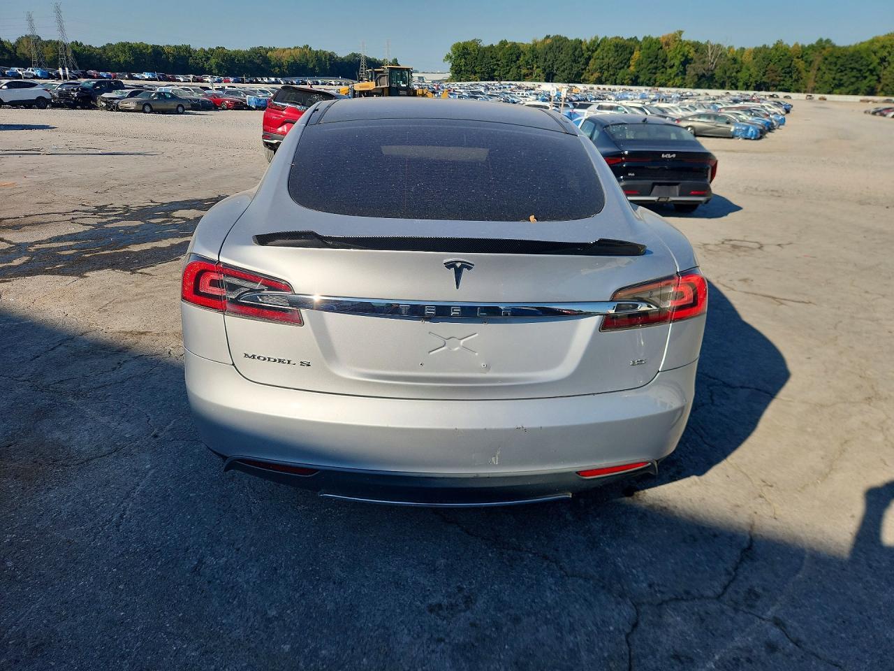 2013 Tesla Model 3 - Image 6