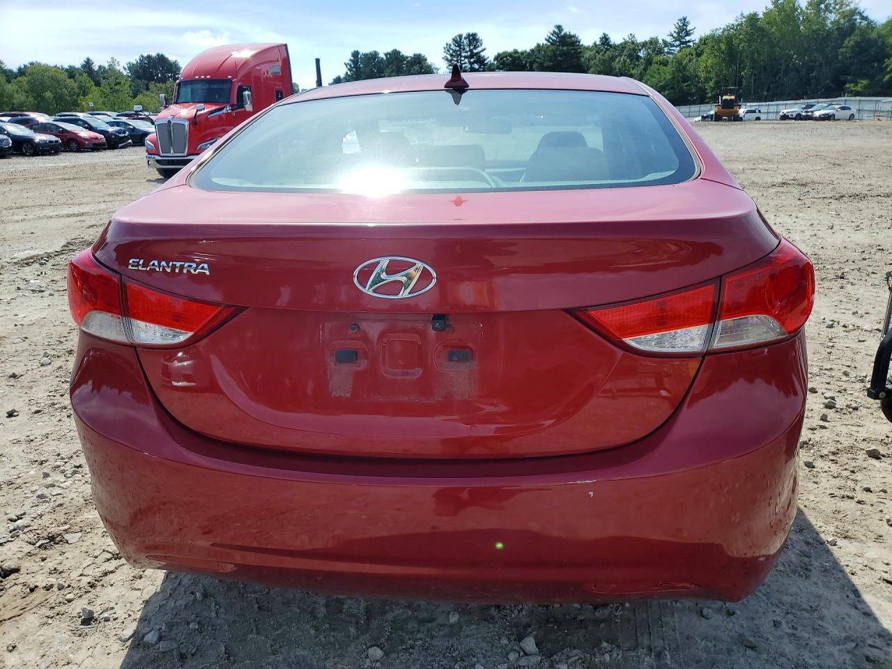 2013 Hyundai Elantra Gls - Image 6