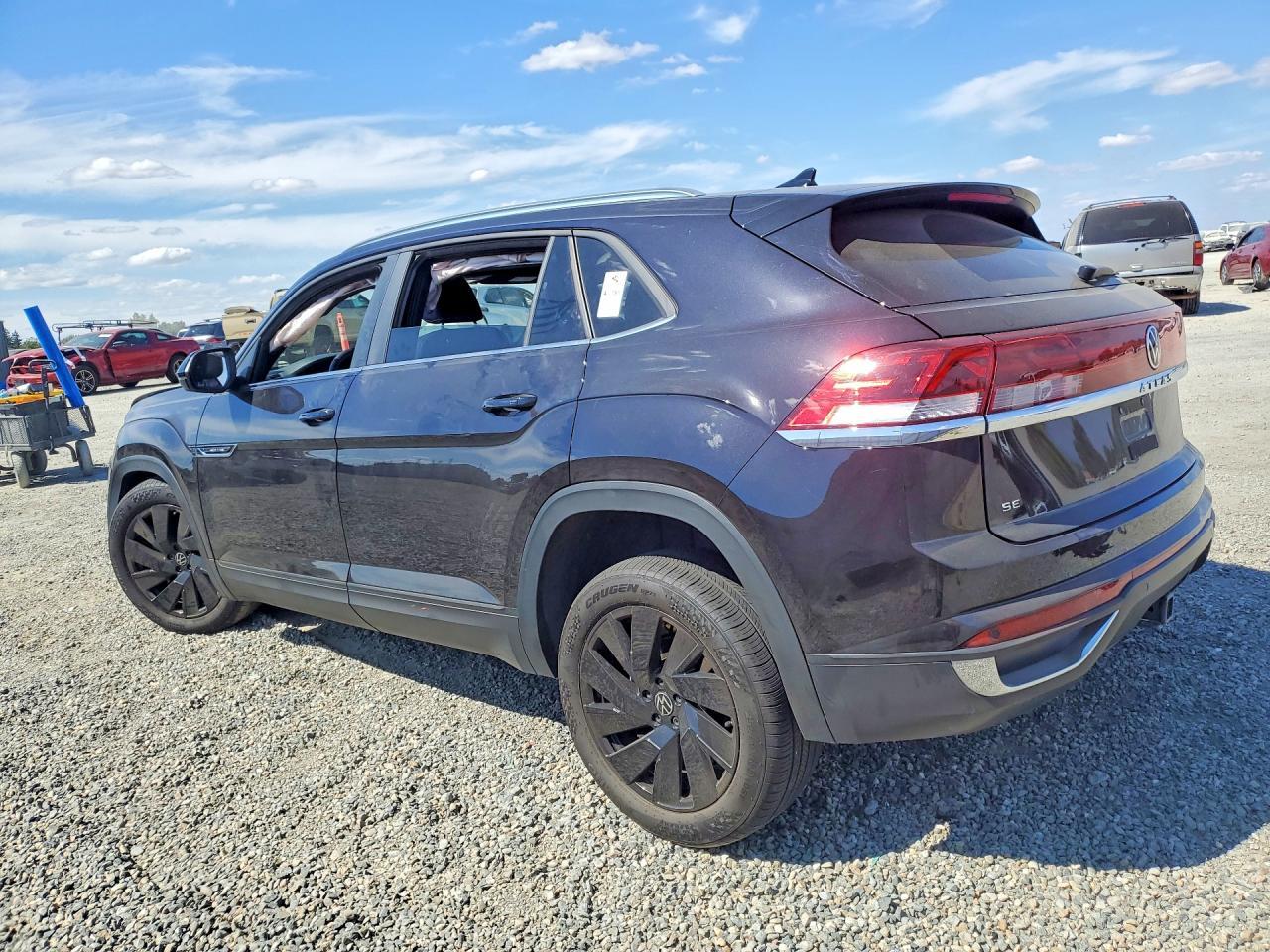 2025 Volkswagen Atlas Cross Sport Se - Image 2