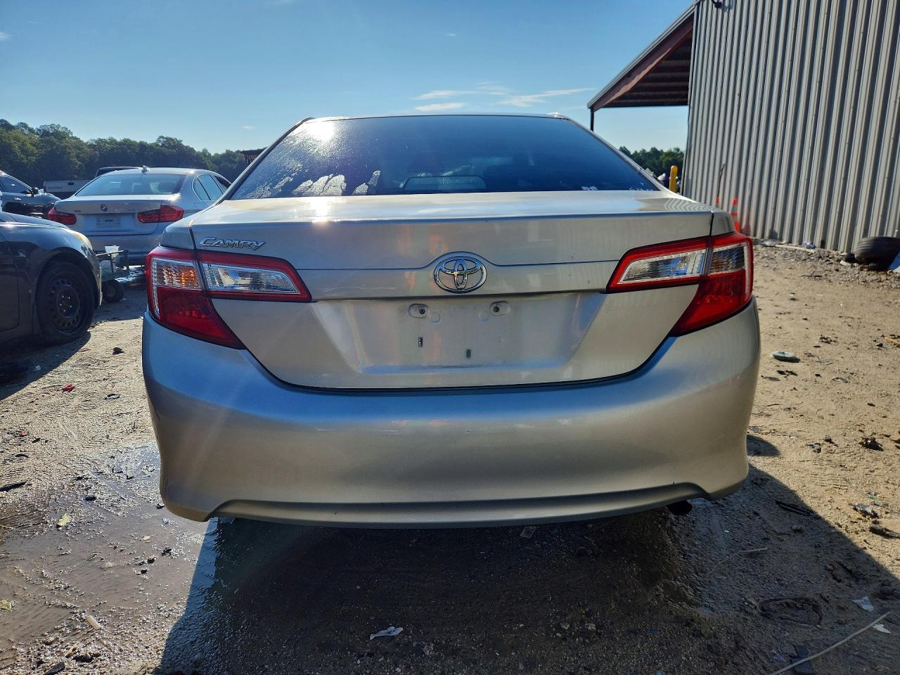 2013 Toyota Camry Le - Image 6