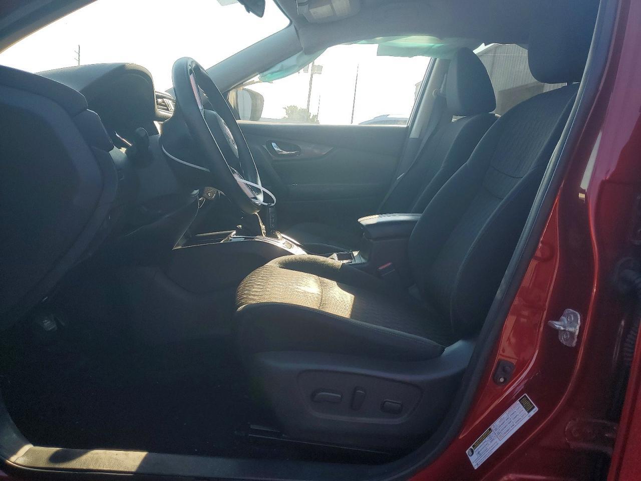2018 Nissan Rogue S - Image 7