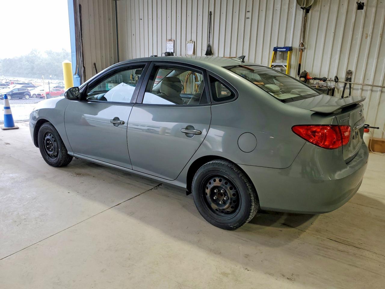 2010 Hyundai Elantra Gls - Фото 2