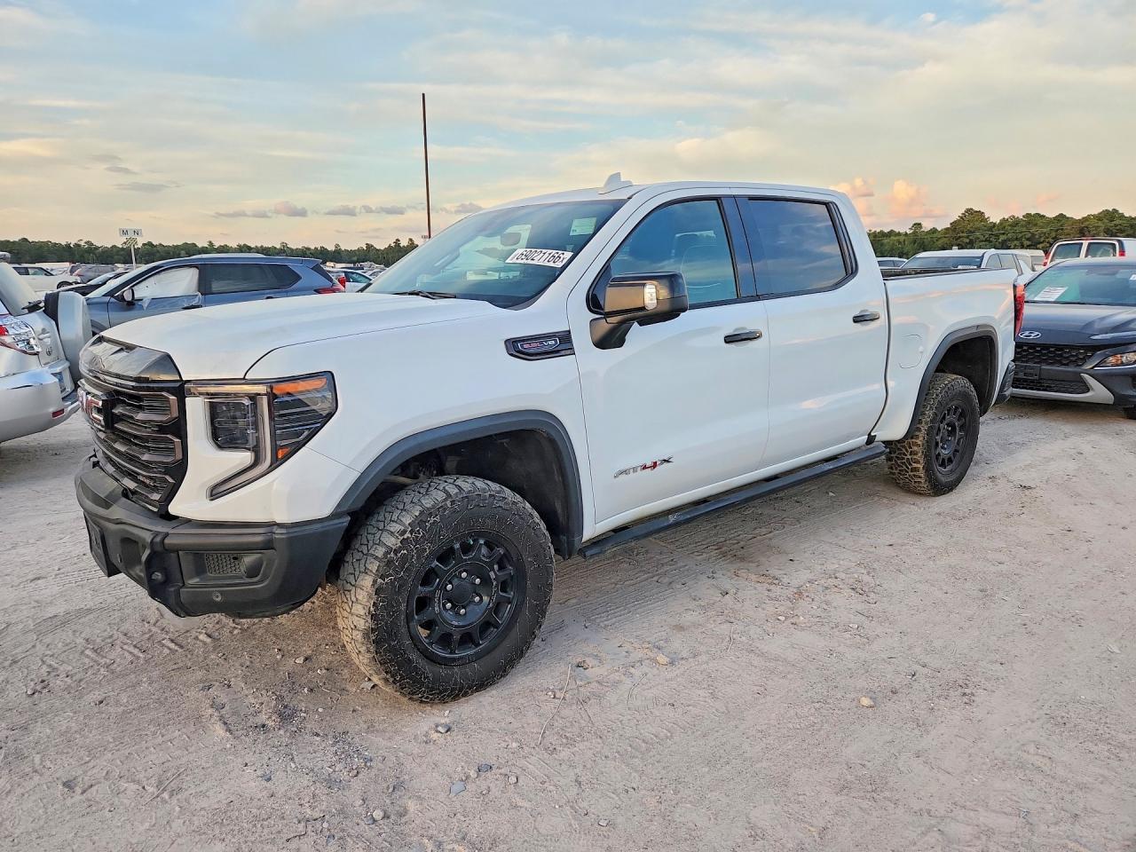 2023 GMC Sierra K1500 At4X