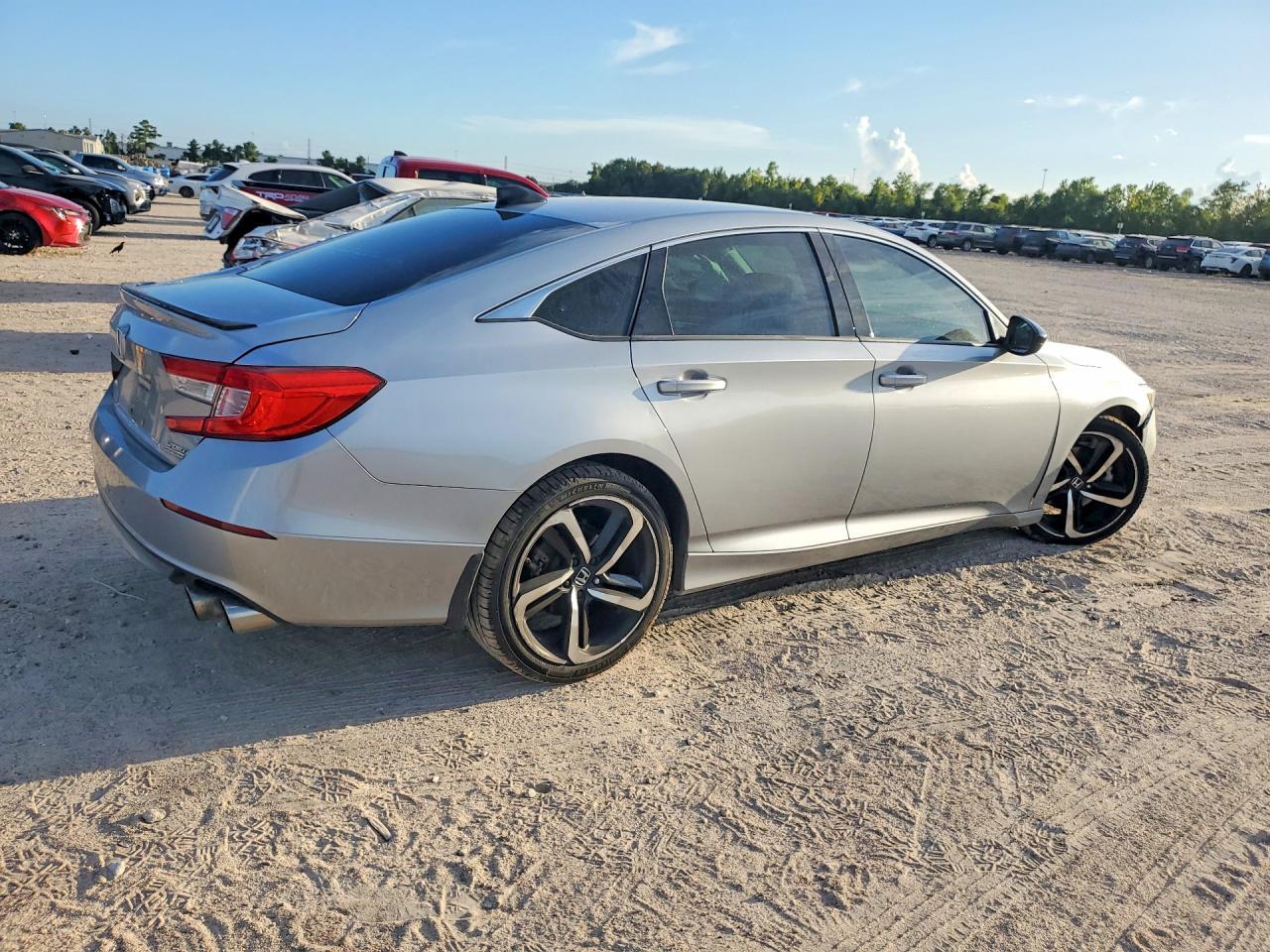 2021 Honda Accord Sport Se - Фото 3