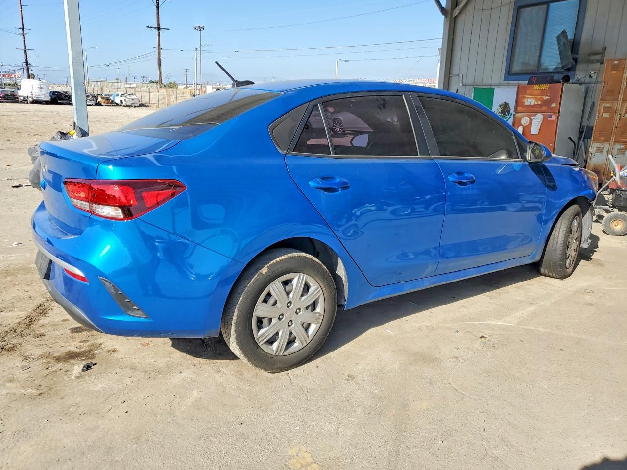 2022 Kia Rio S - Фото 3