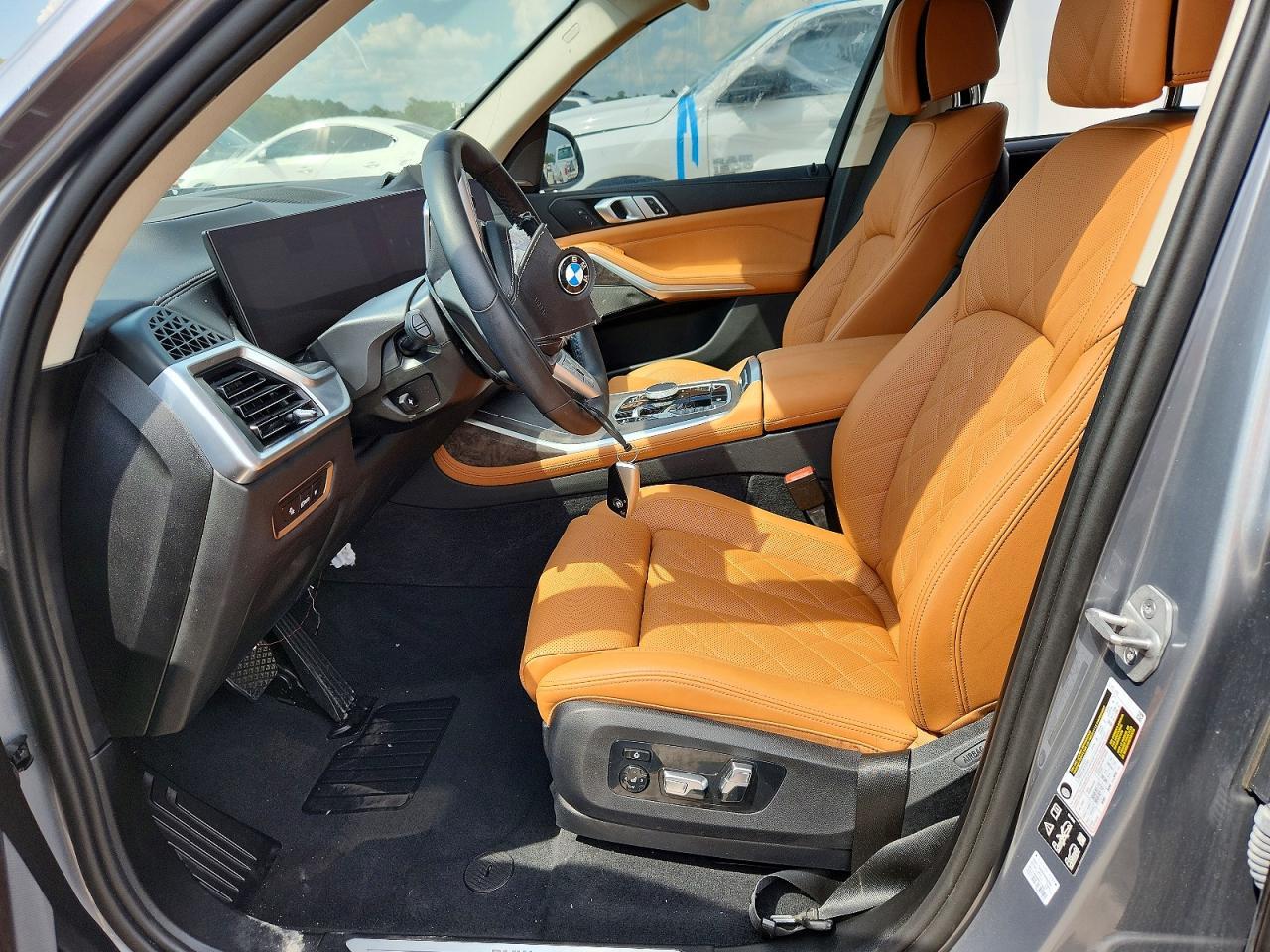 2025 BMW X7 xDrive40I - Фото 7