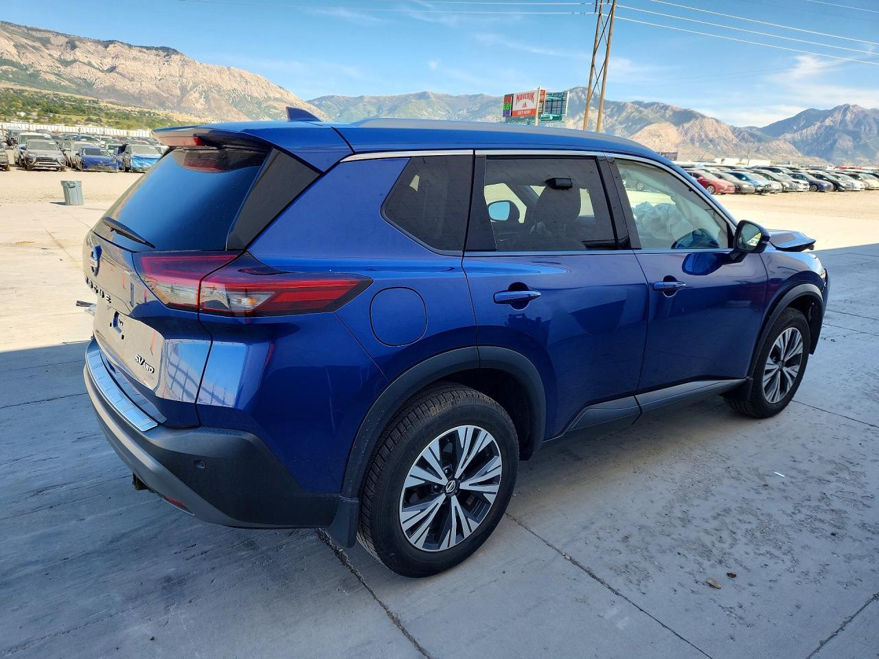 2021 Nissan Rogue Sv - Фото 3