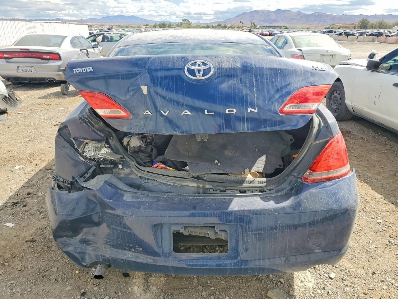2007 Toyota Avalon Xls - Image 6