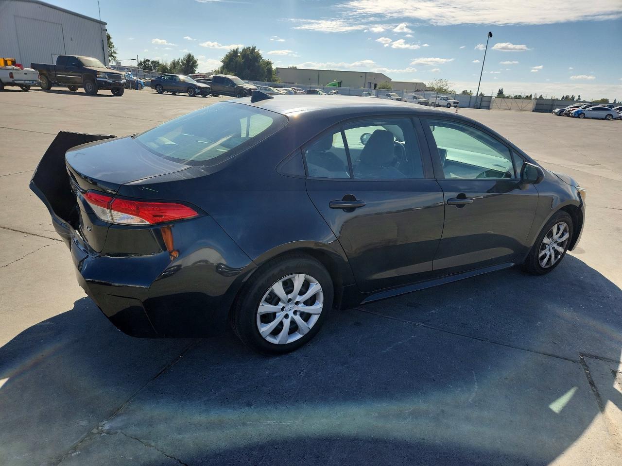2020 Toyota Corolla Le - Image 3