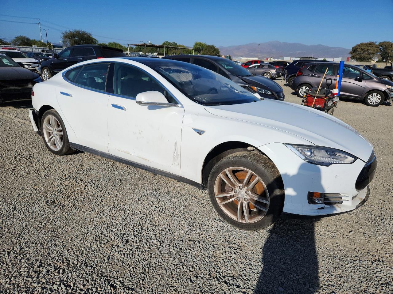 2014 Tesla Model S - Фото 4