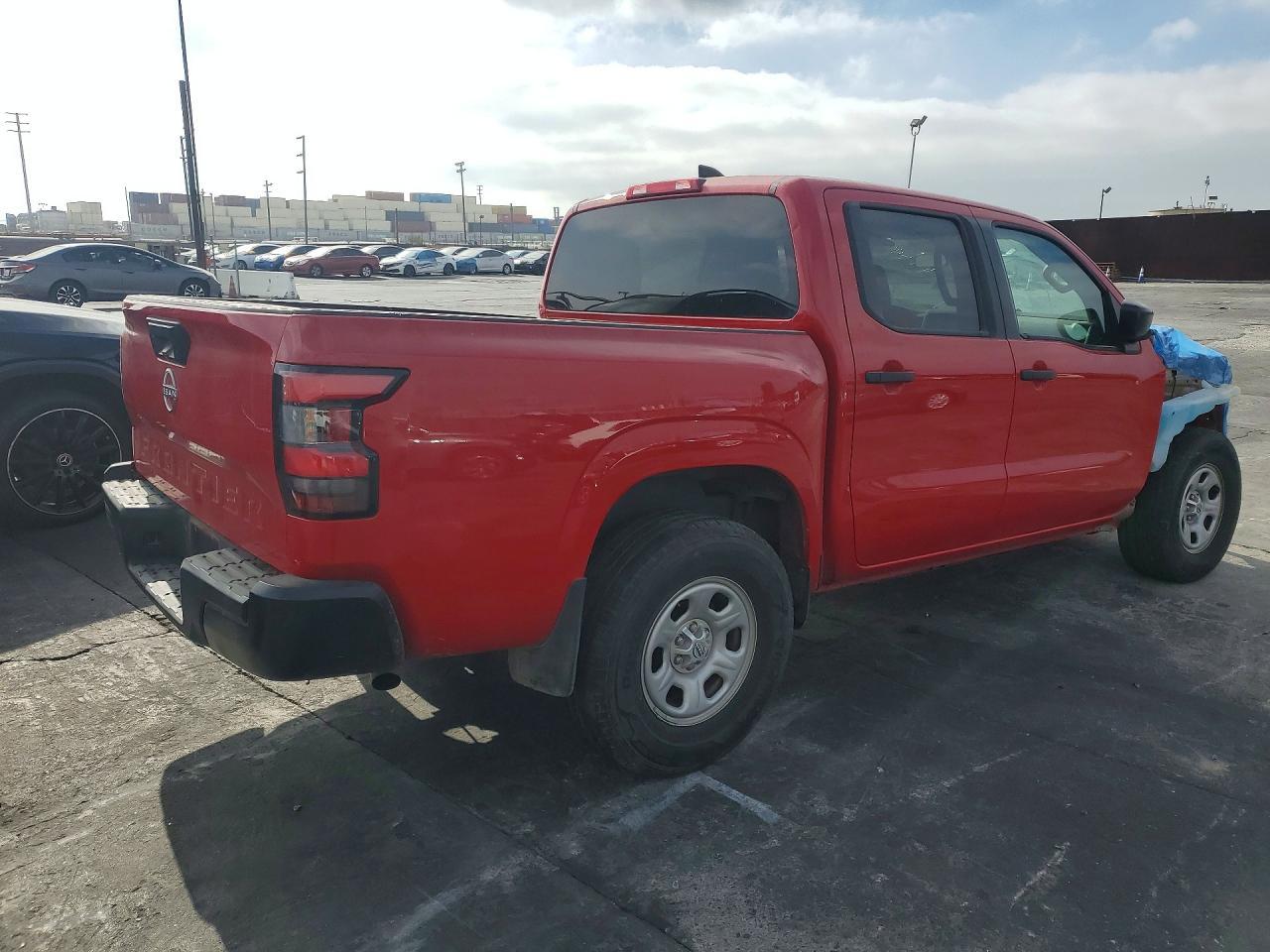 2024 Nissan Frontier S - Image 3