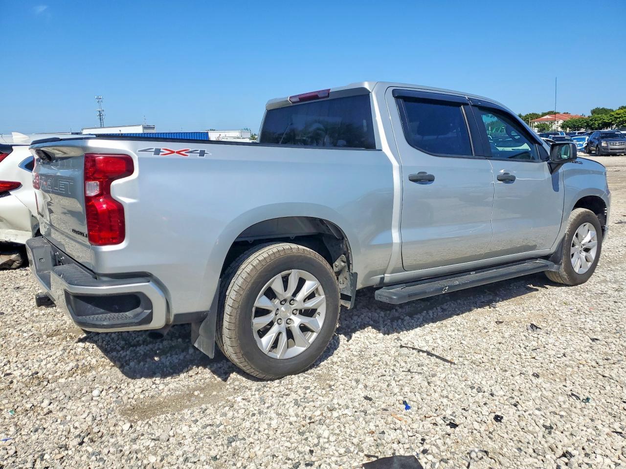 2022 Chevrolet Silverado K1500 Custom - Image 3