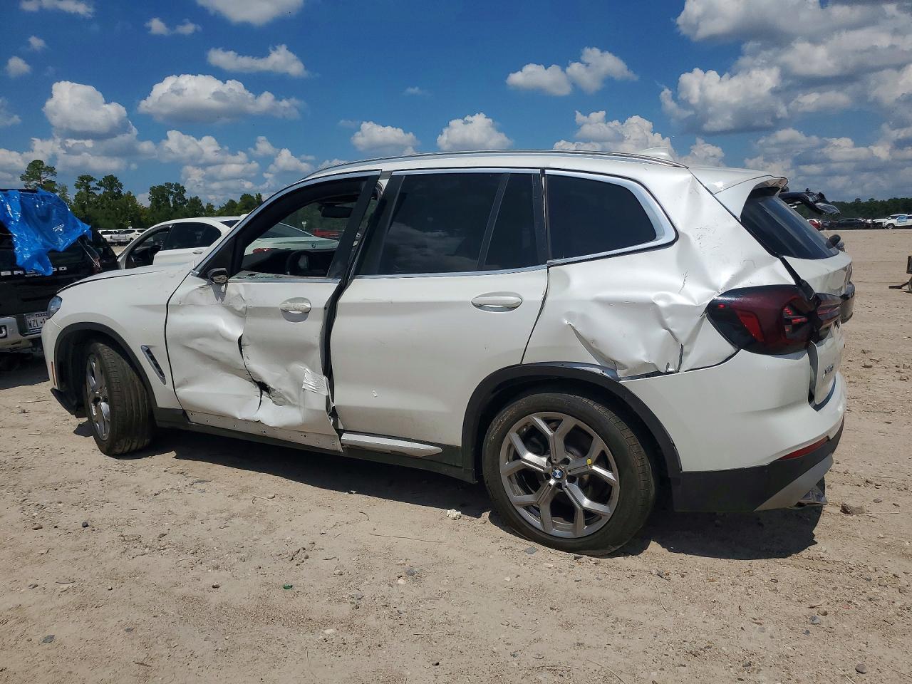 2024 BMW X3 Sdrive30I - Фото 2