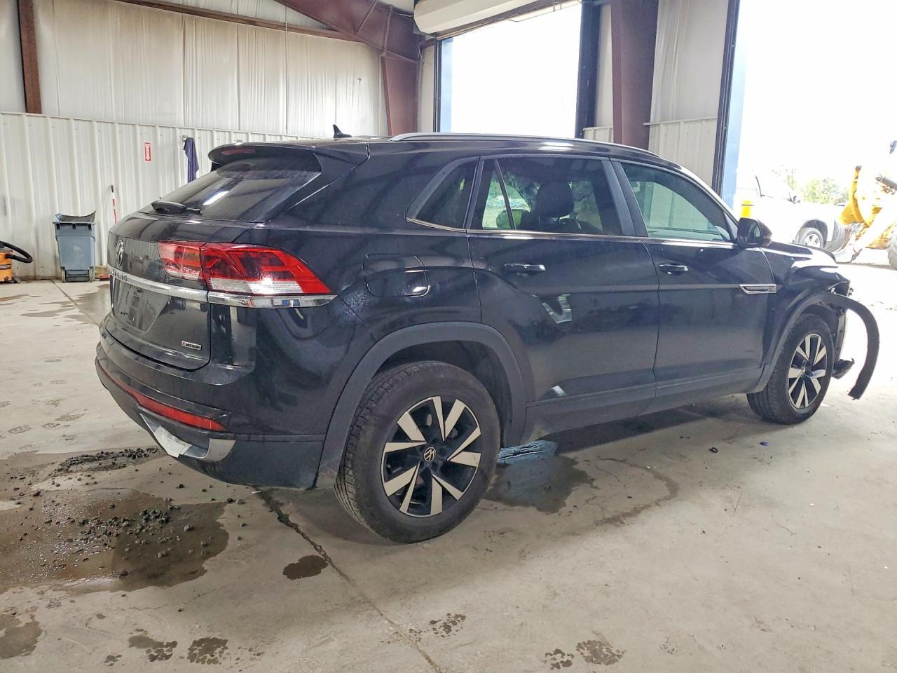 2021 Volkswagen Atlas Cross Sport Se - Фото 3