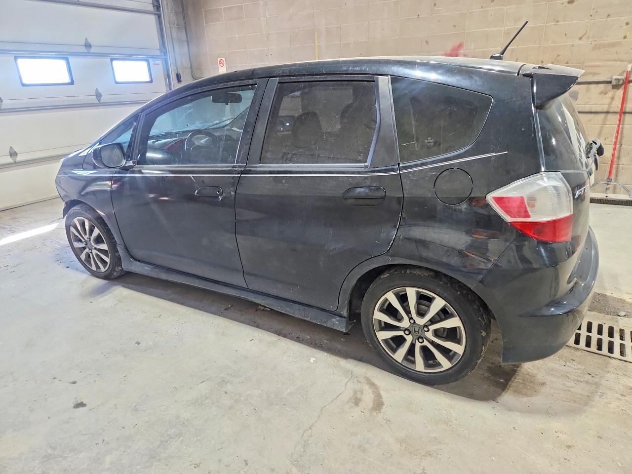 2012 Honda Fit Sport - Фото 2