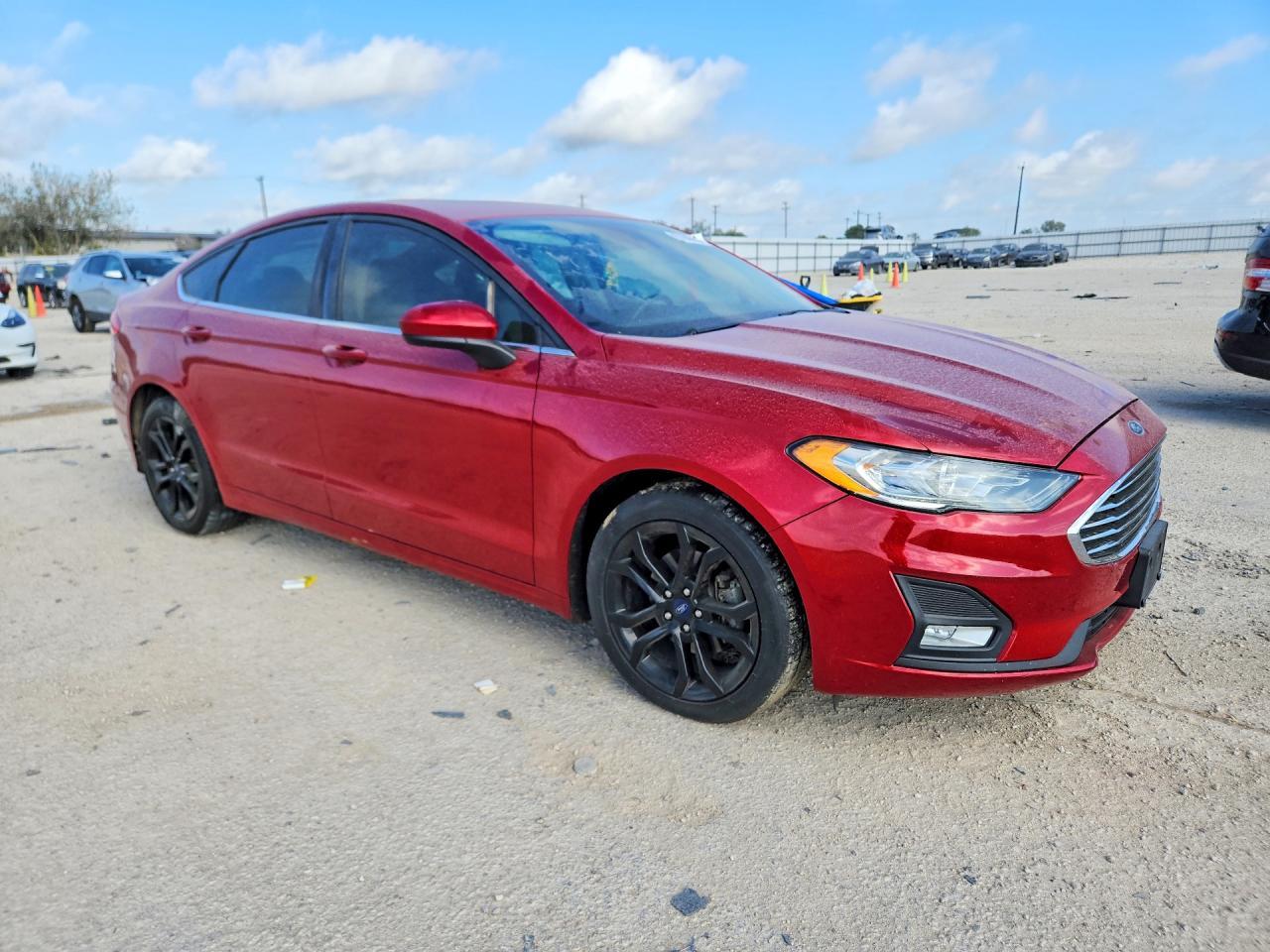 2020 Ford Fusion Se - Фото 4