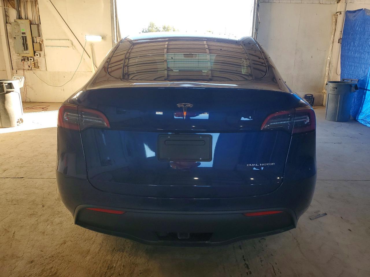 2022 Tesla Model Y - Image 6
