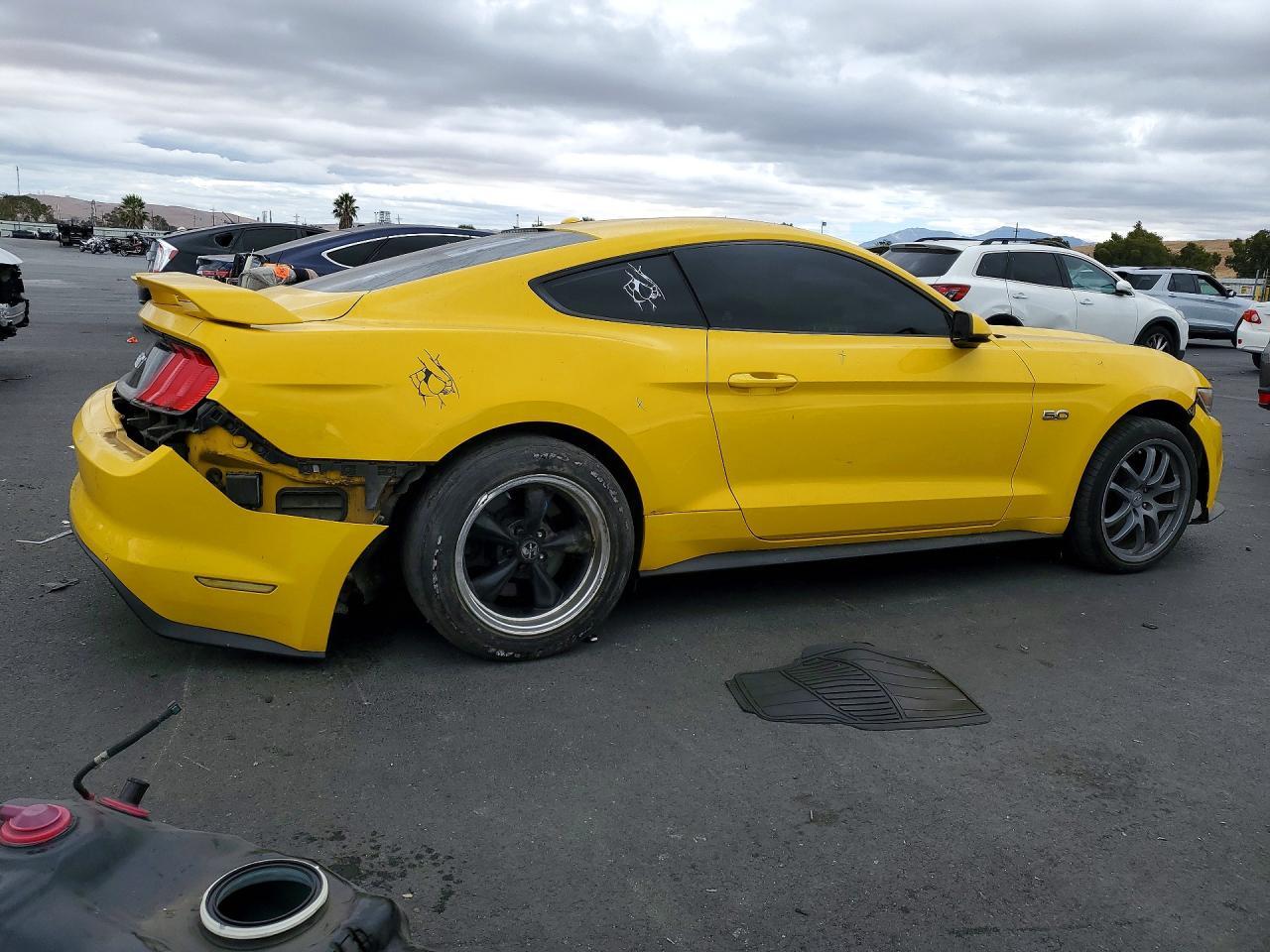 2015 Ford Mustang Gt - Image 3
