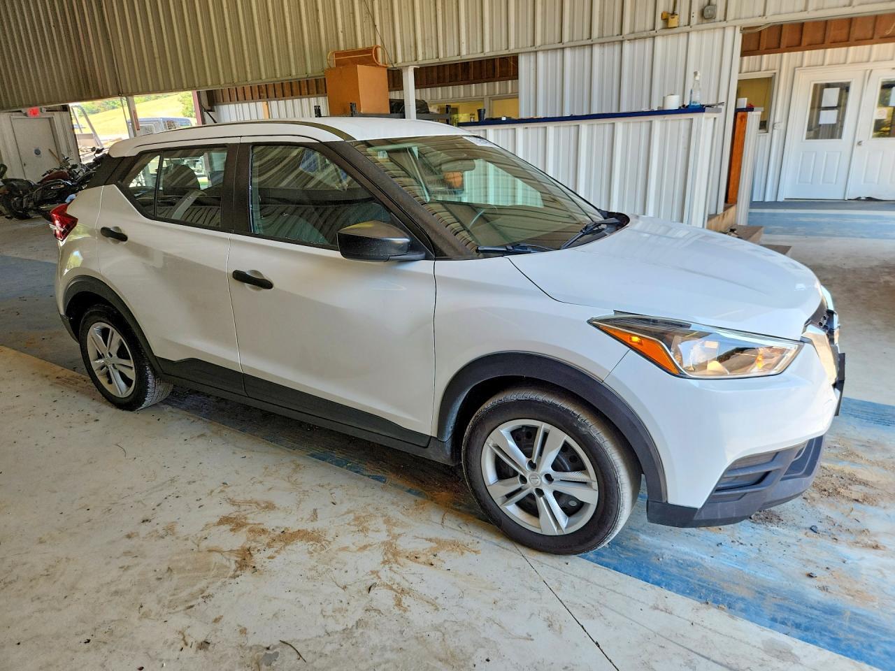 2020 Nissan Kicks S - Фото 4