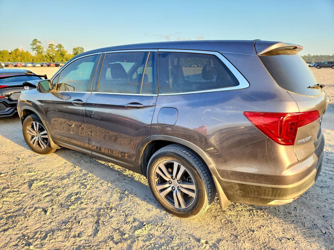 2018 Honda Pilot Exl - Image 2