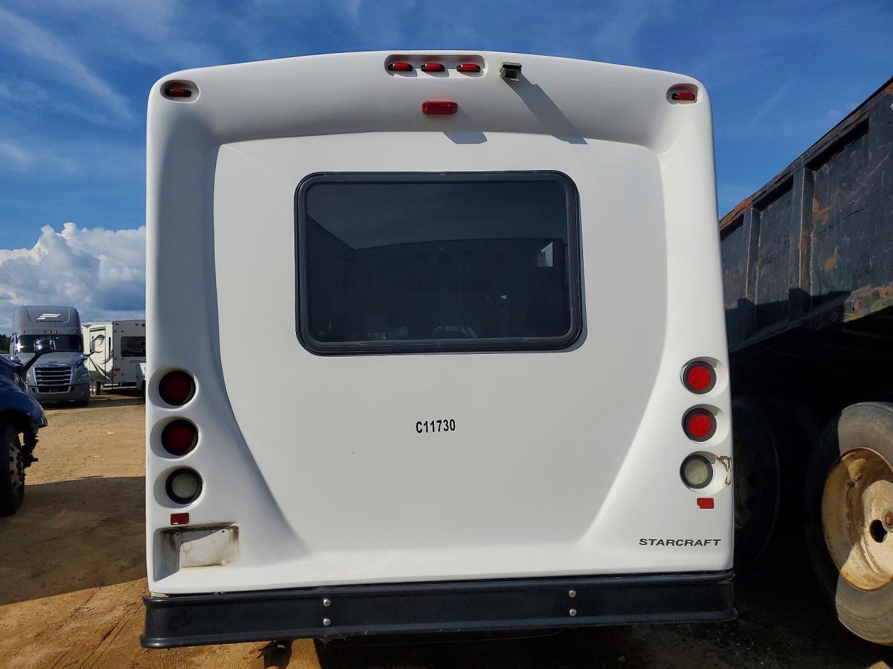 2018 Ford E350 Shuttle Bus - Image 6