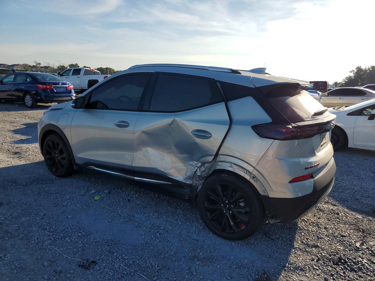 2023 Chevrolet Bolt Euv Premier - Фото 2