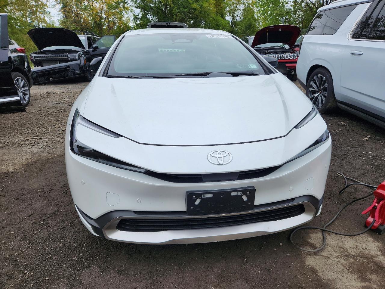 2025 Toyota Prius Plug-In Hybrid Se - Фото 5