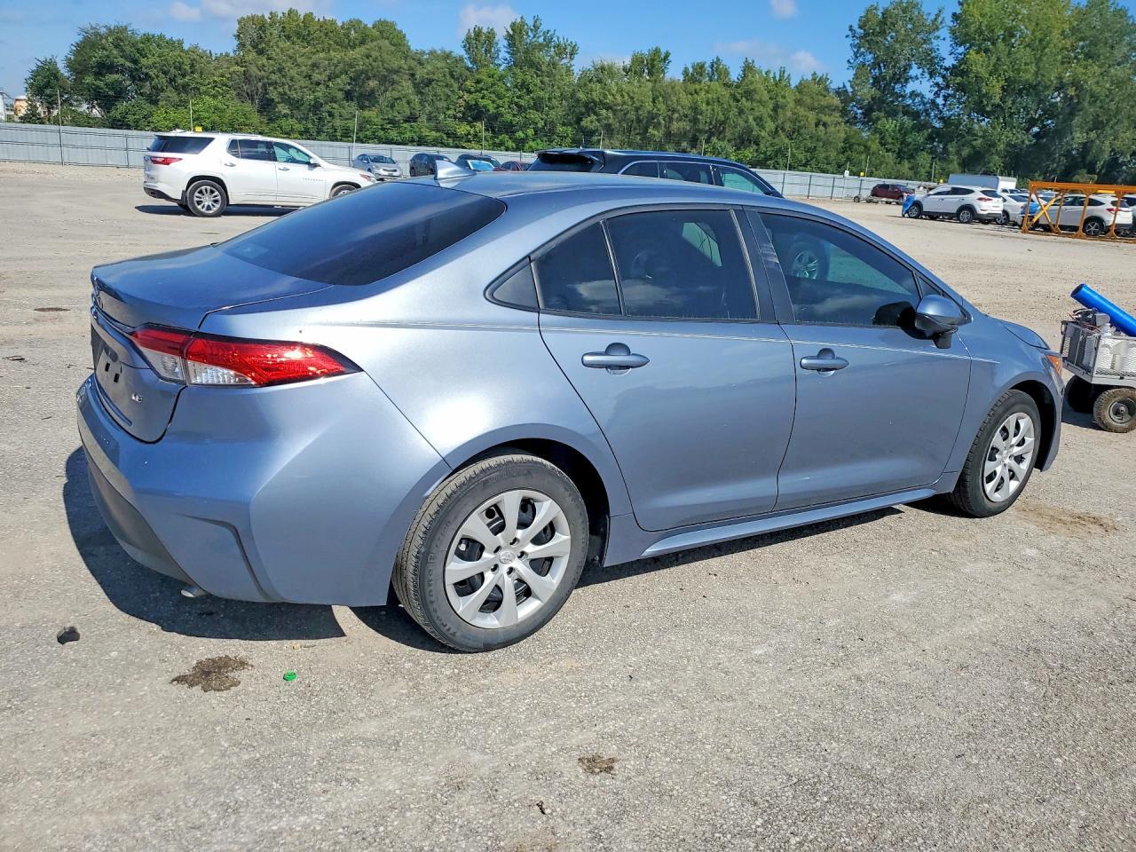 2024 Toyota Corolla Le - Фото 3