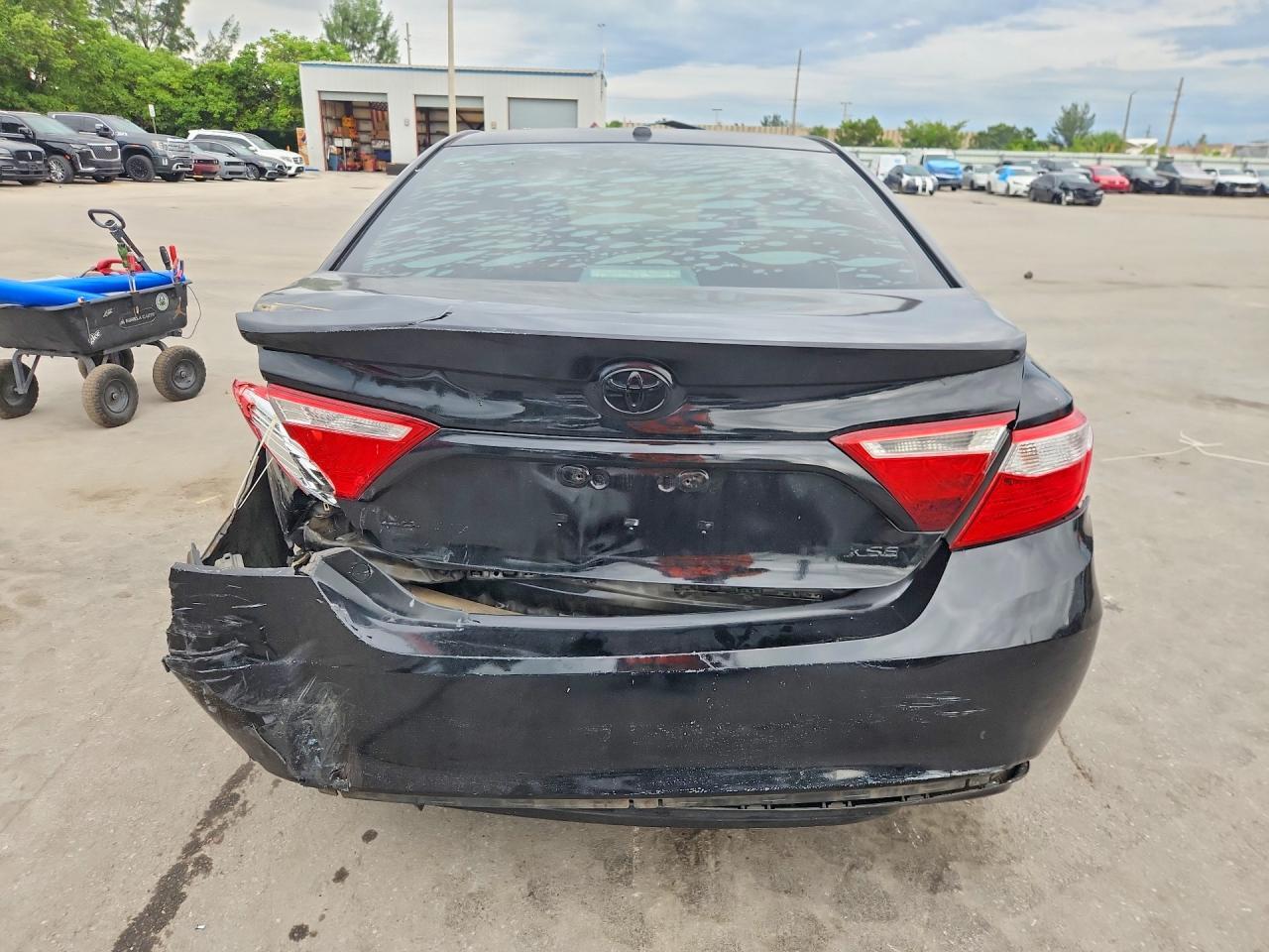 2016 Toyota Camry Xse - Фото 6