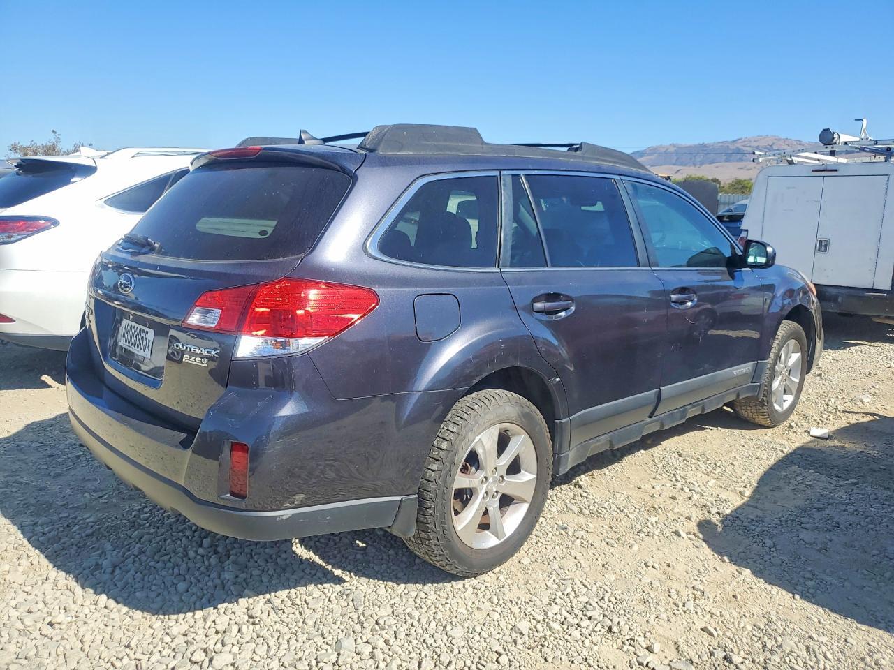 2013 Subaru Outback 2.5I Limited - Фото 3