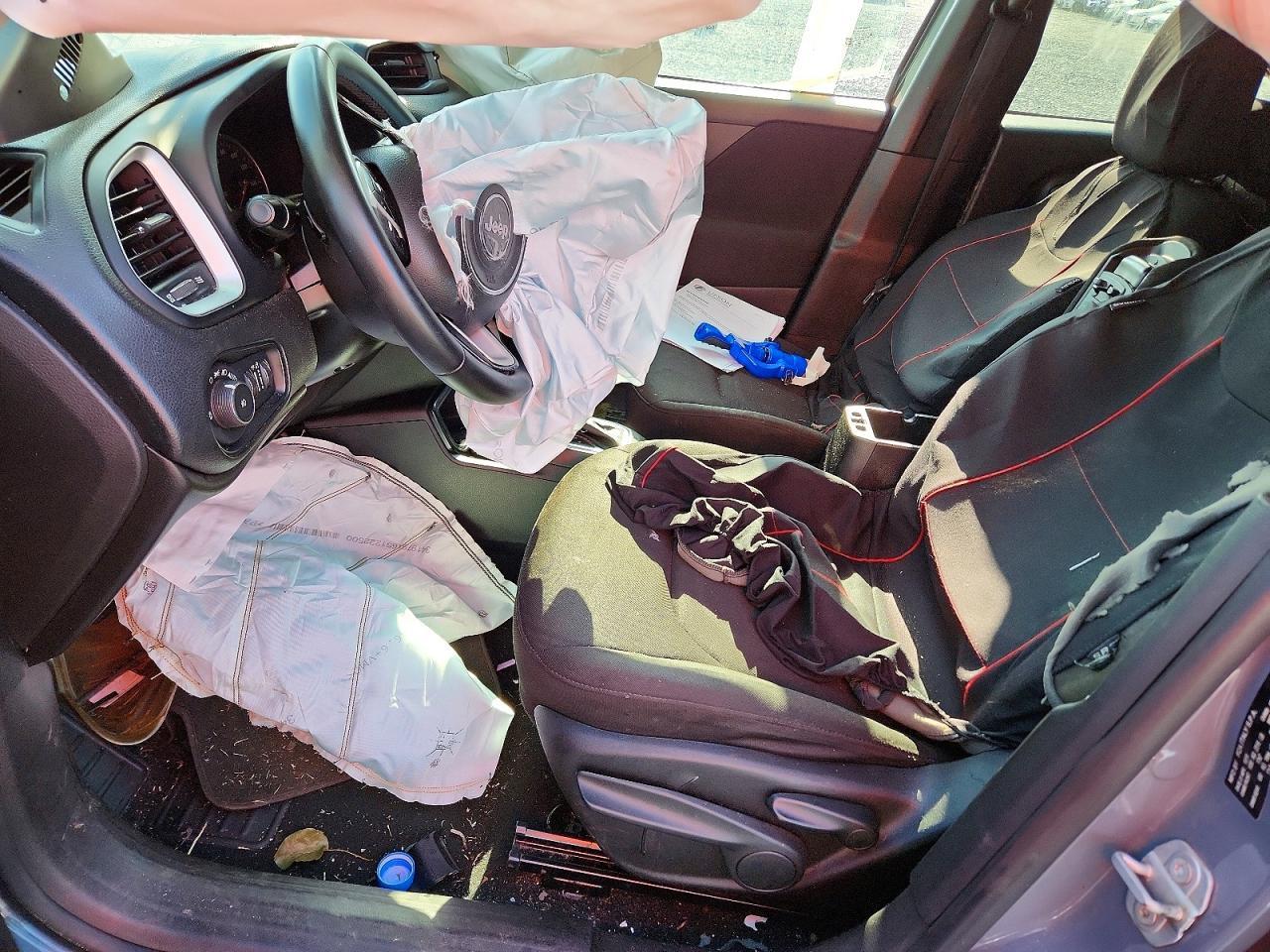 2018 Jeep Renegade Latitude - Image 7