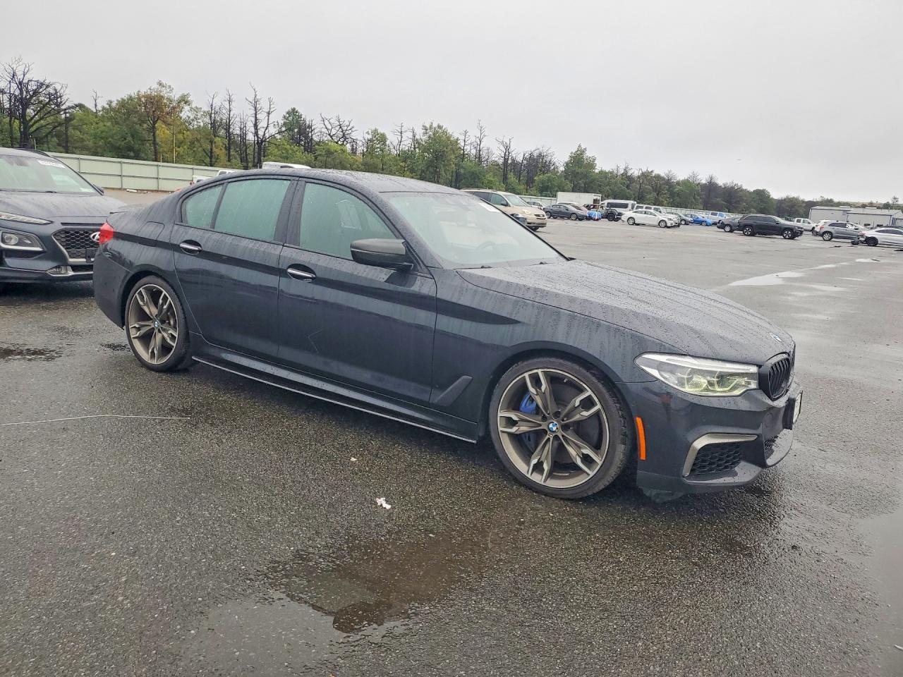 2018 BMW M550Xi - Image 4