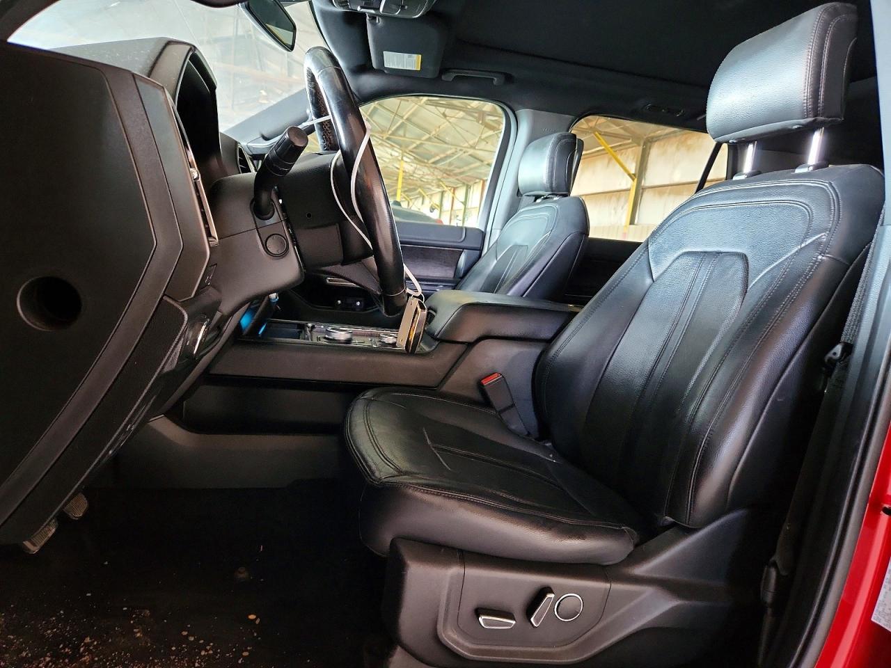 2018 Ford Expedition Limited - Image 7