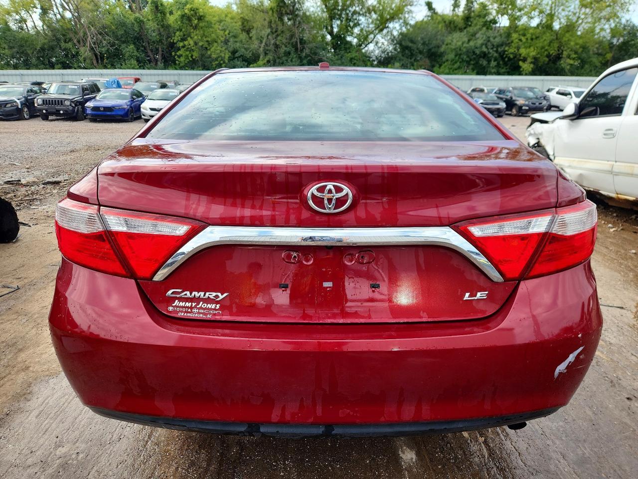 2016 Toyota Camry Le - Фото 6