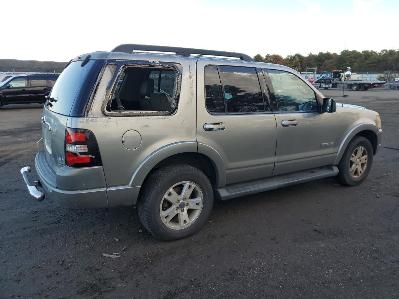 2008 Ford Explorer Xlt - Image 3