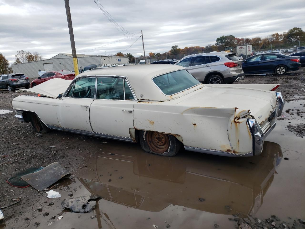 1964 Cadillac Deville - Image 2