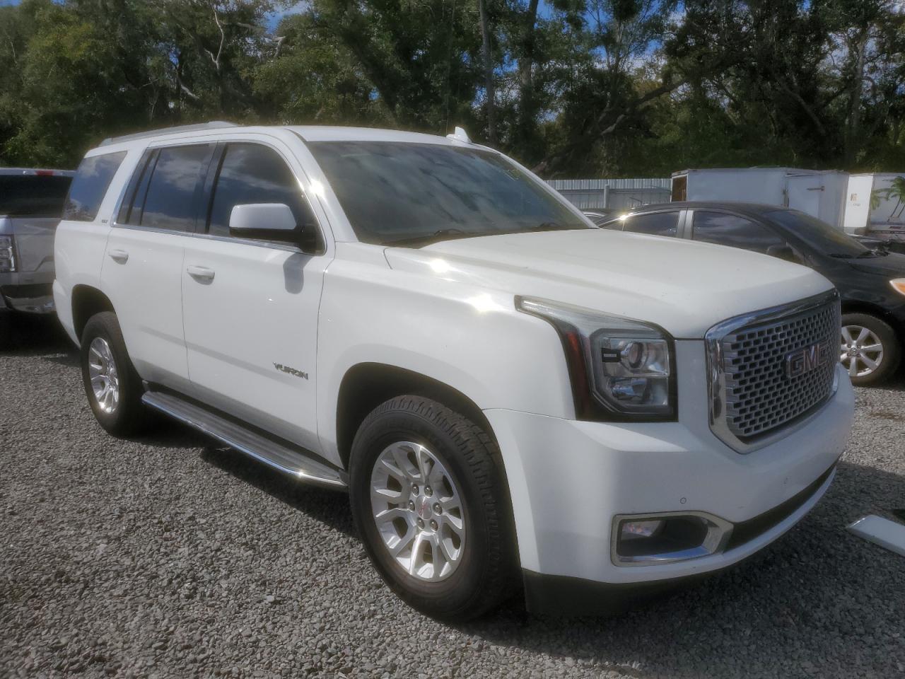 2016 GMC Yukon Slt - Фото 4