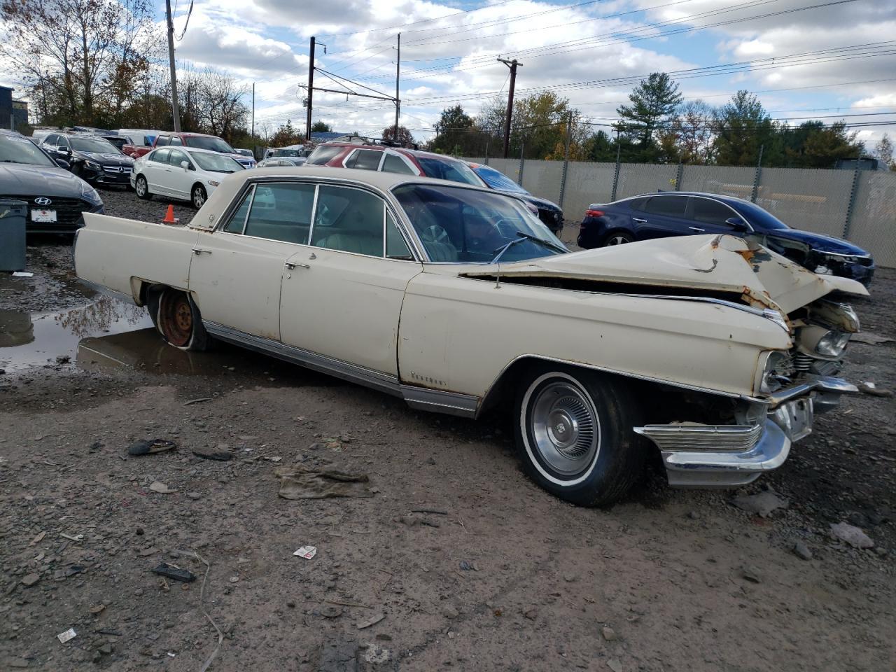 1964 Cadillac Deville - Image 4