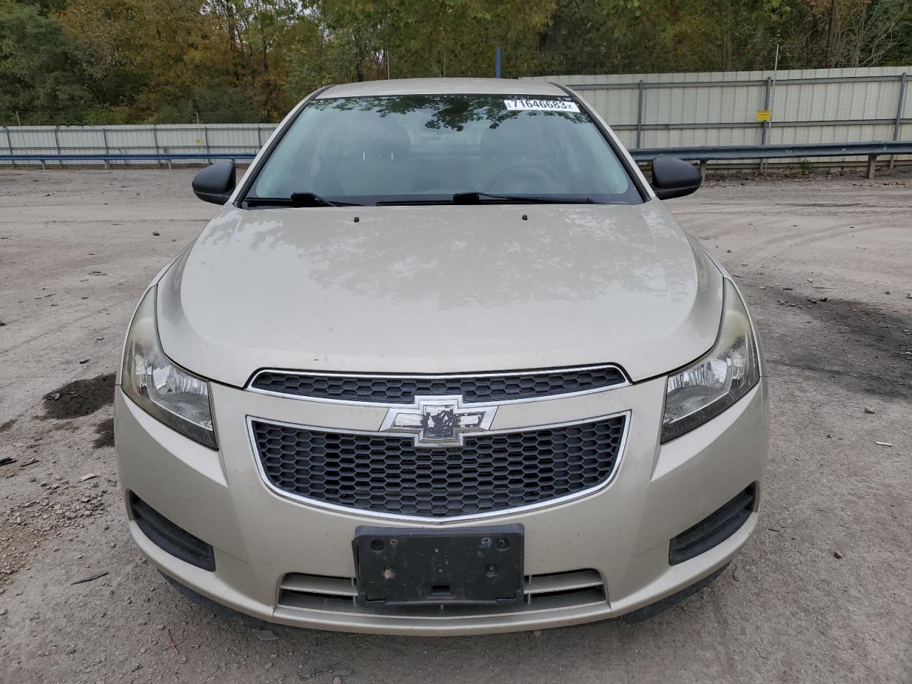 2013 Chevrolet Cruze Ls - Image 5