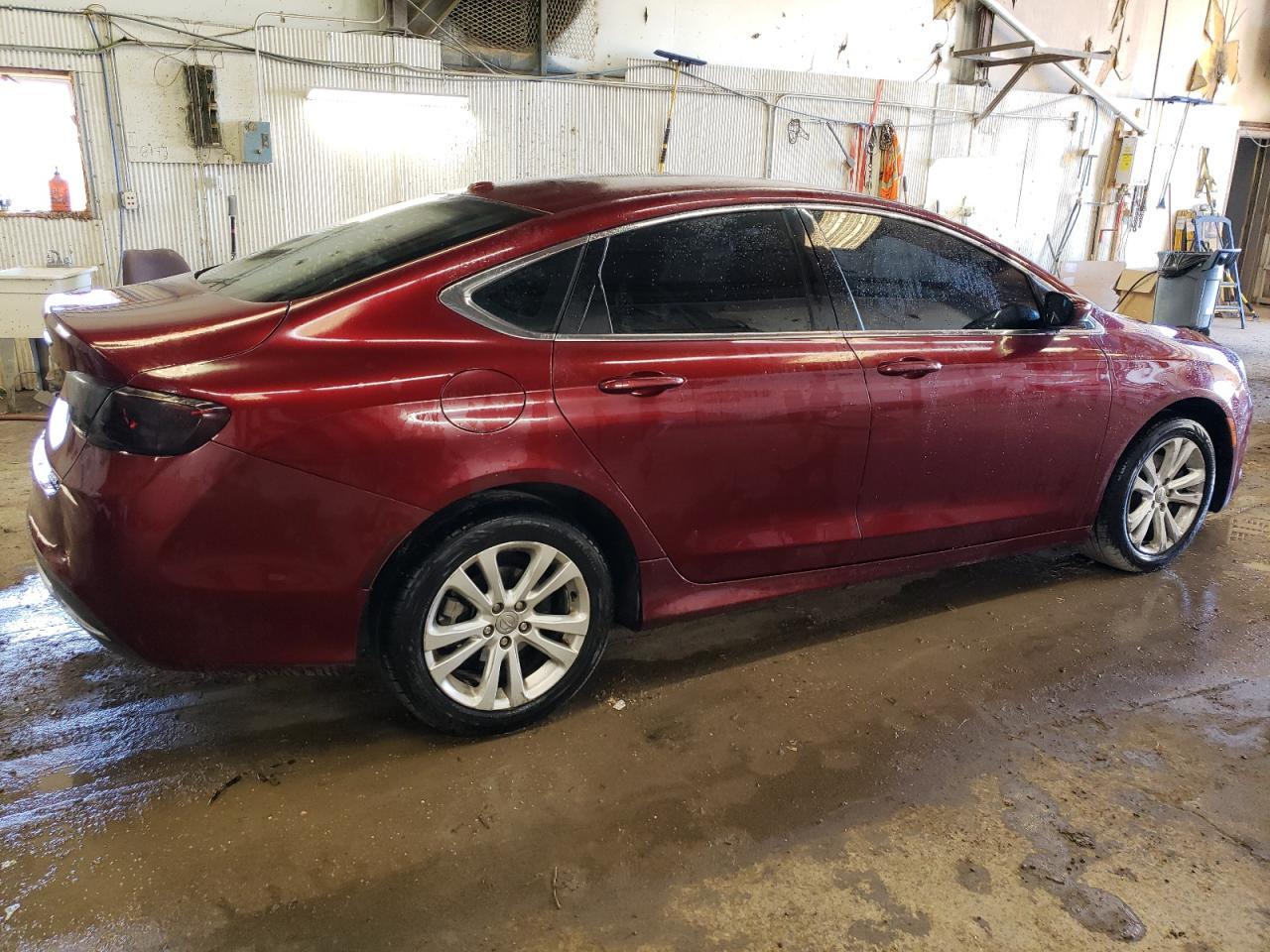 2015 Chrysler 200 Limited - Фото 3