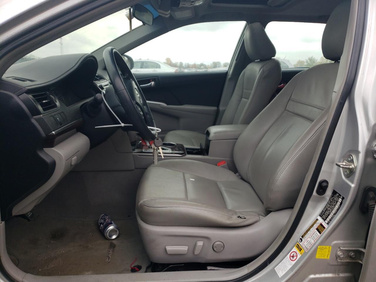 2014 Toyota Camry L - Фото 7