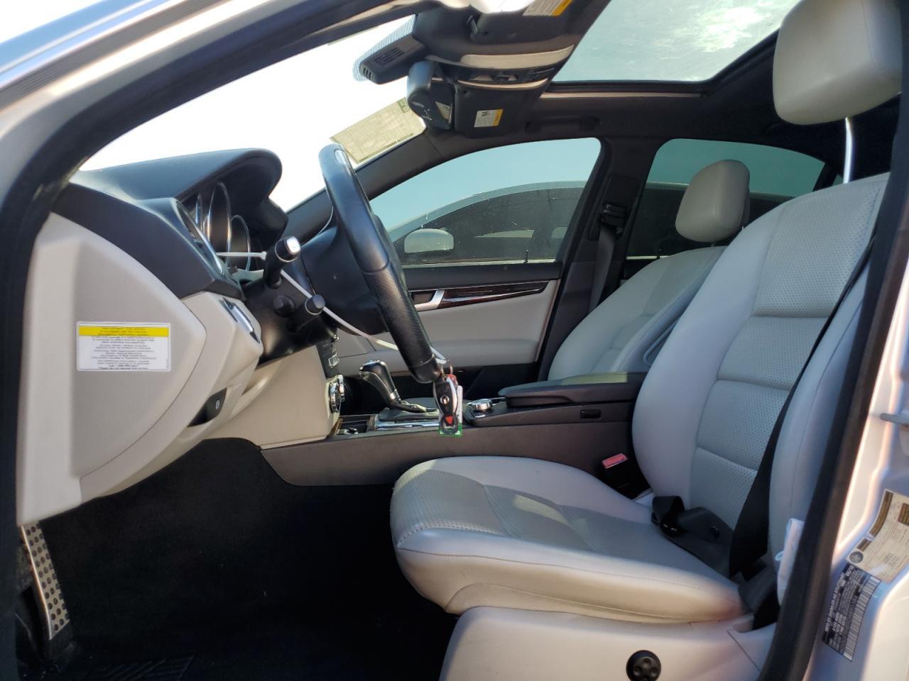 2013 Mercedes-Benz C 350 - Image 7