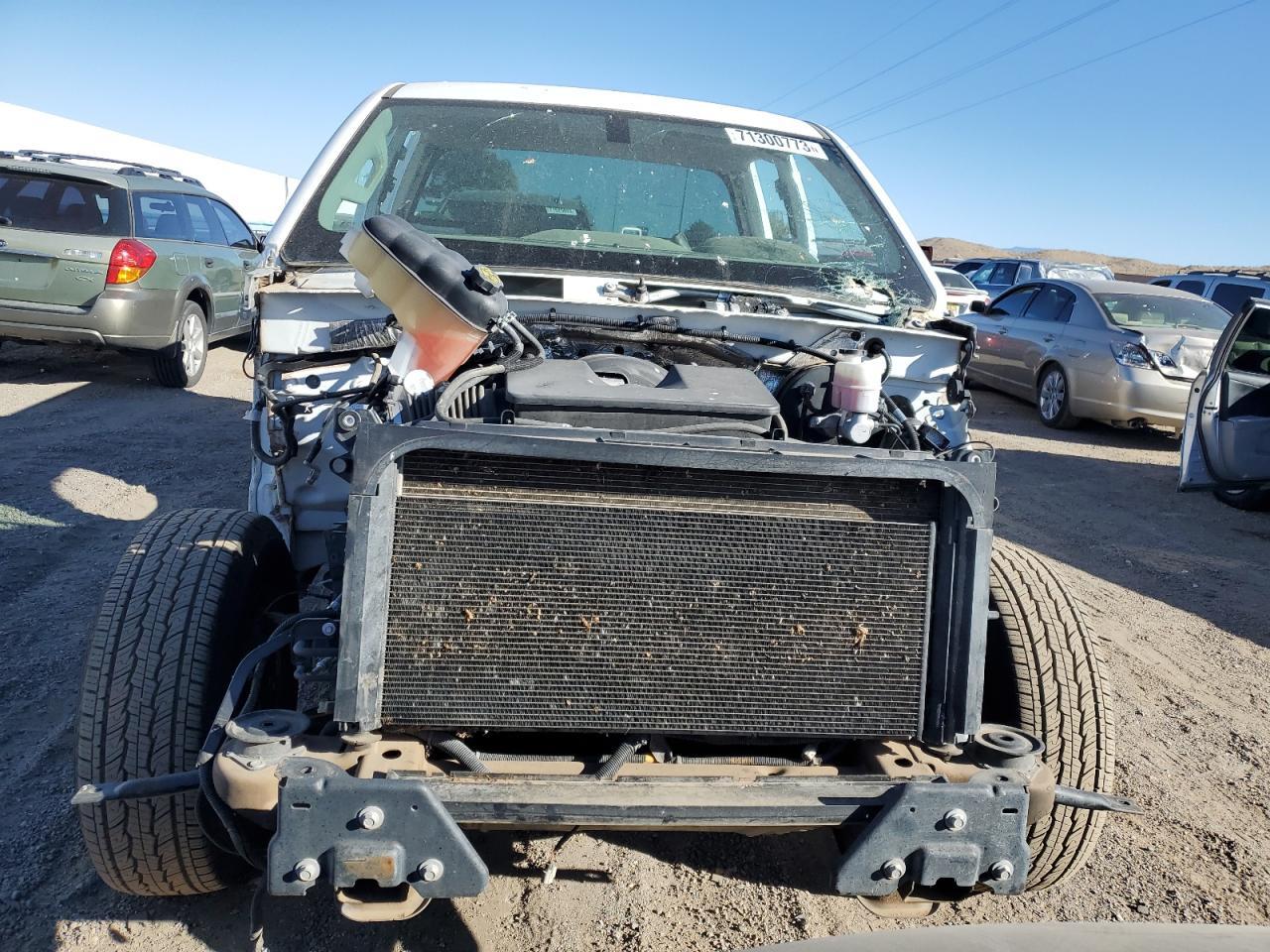2015 Chevrolet Silverado - Фото 5
