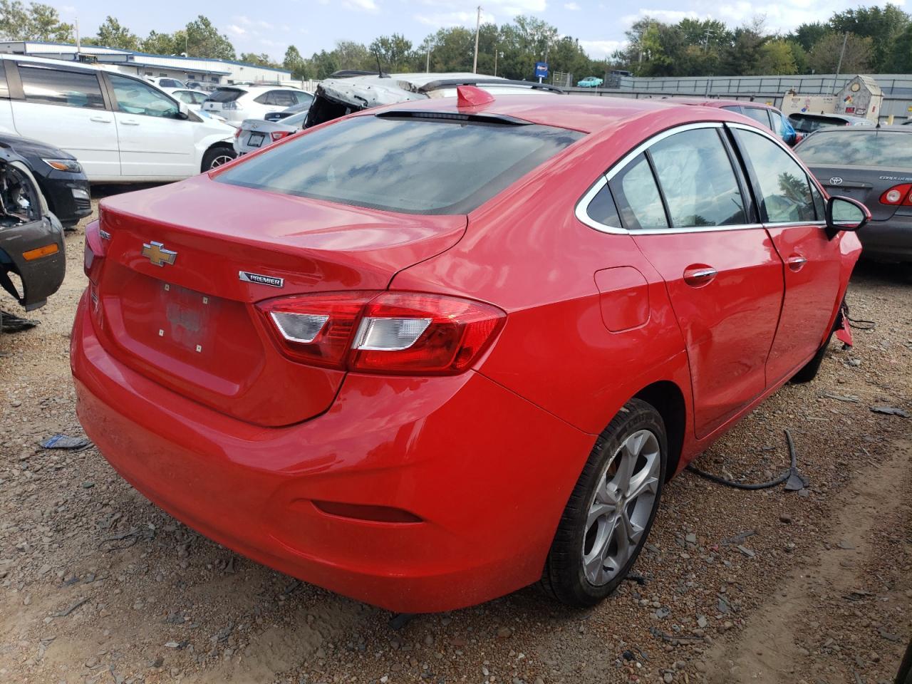 2017 Chevrolet Cruze Premier - Фото 3