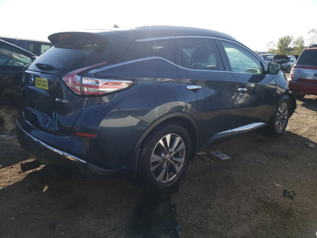 2015 Nissan Murano S - Image 3