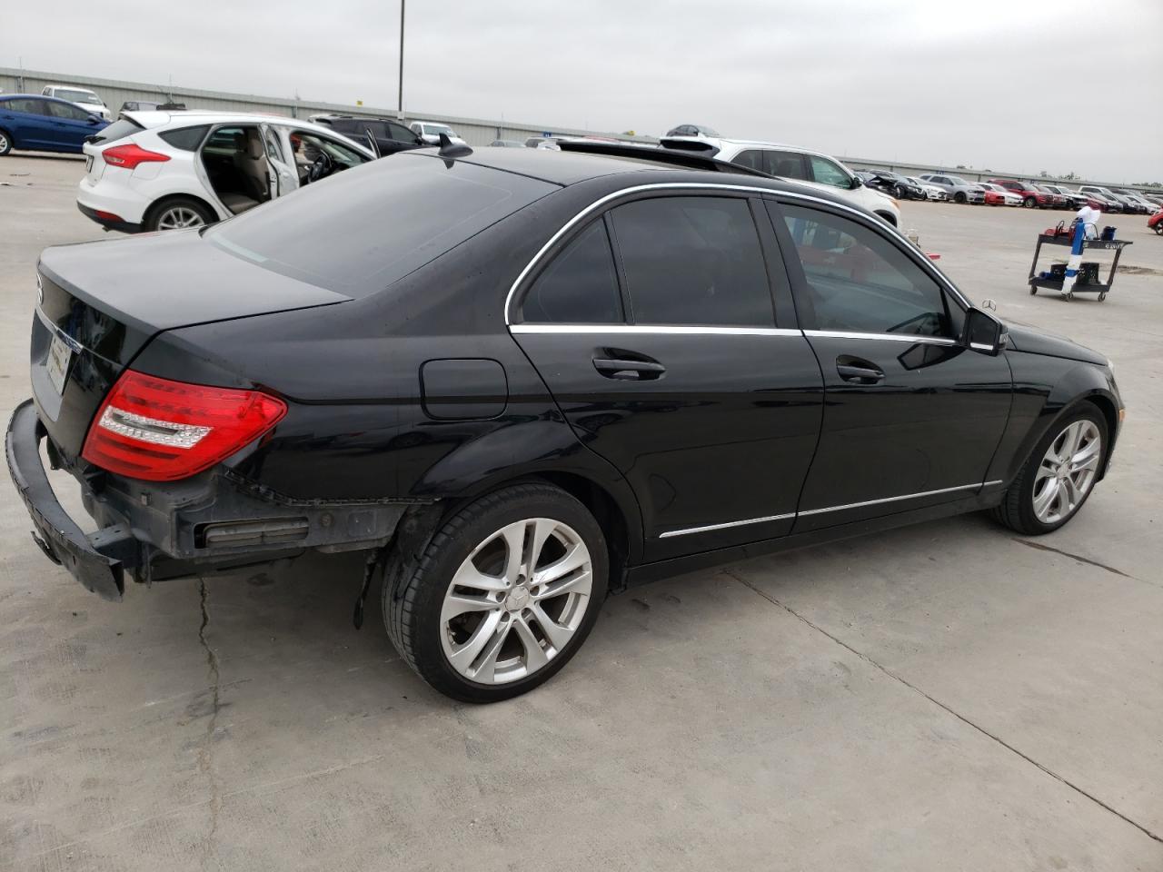 2013 Mercedes-Benz C 250 - Фото 3