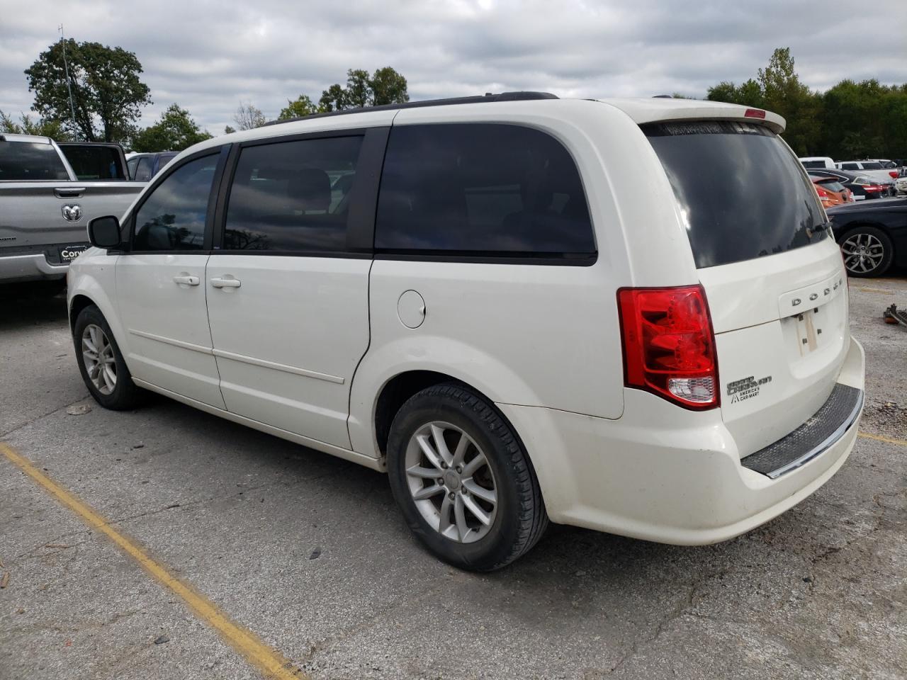 2013 Dodge Grand Caravan Sxt - Фото 2