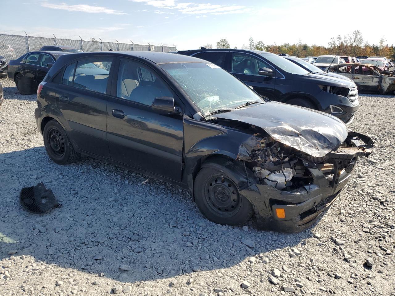 2006 Kia Rio 5 - Image 4